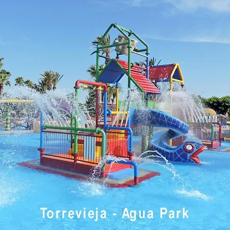 Estefany A 100 M De Playa Торевьиа